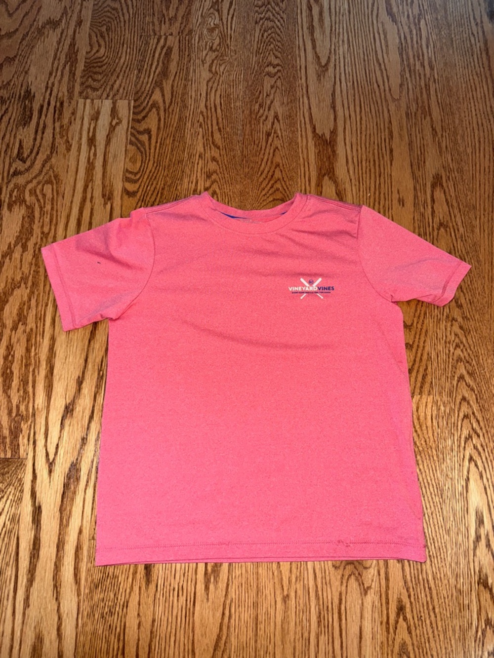Vineyard Vines performance baseball shirt
